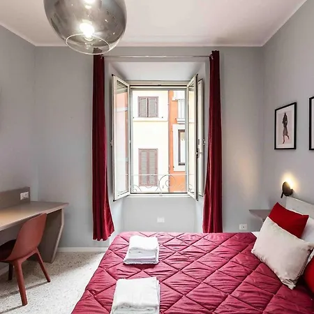 Apartment Iron Flat Spagna Steps